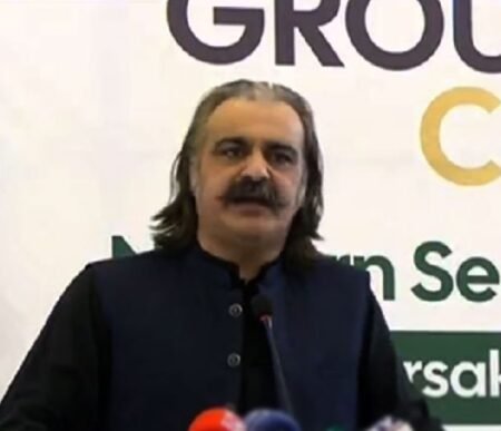 سیاسی نعروں کیلئے نہیں ، عوام کے لئے کام کرنا ہے: علی امین گنڈا پور