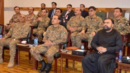 پاک فوج بلوچستان کے عوام کے ساتھ کندھے سے کندھا ملا کر کھڑی ہے: فیلڈ مارشل
